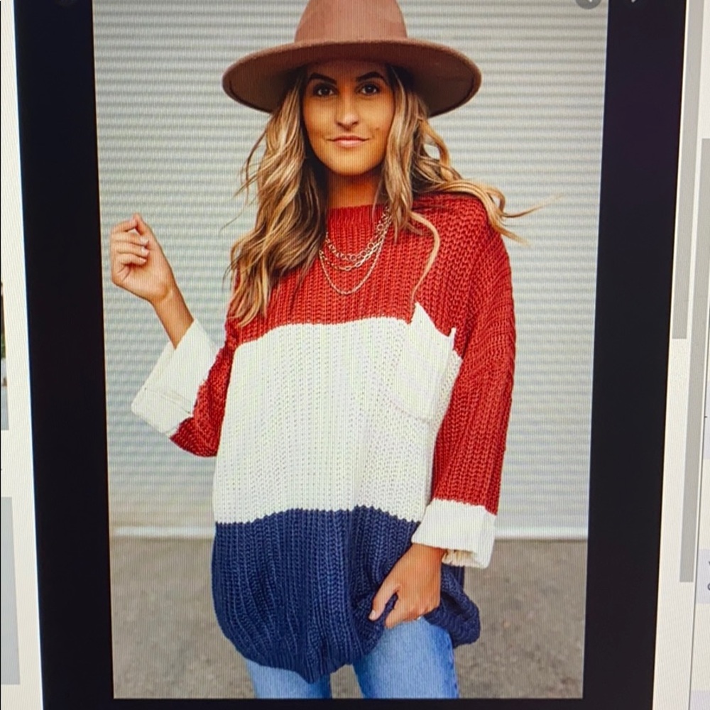 Cuffed Colorblock Pocket Sweater